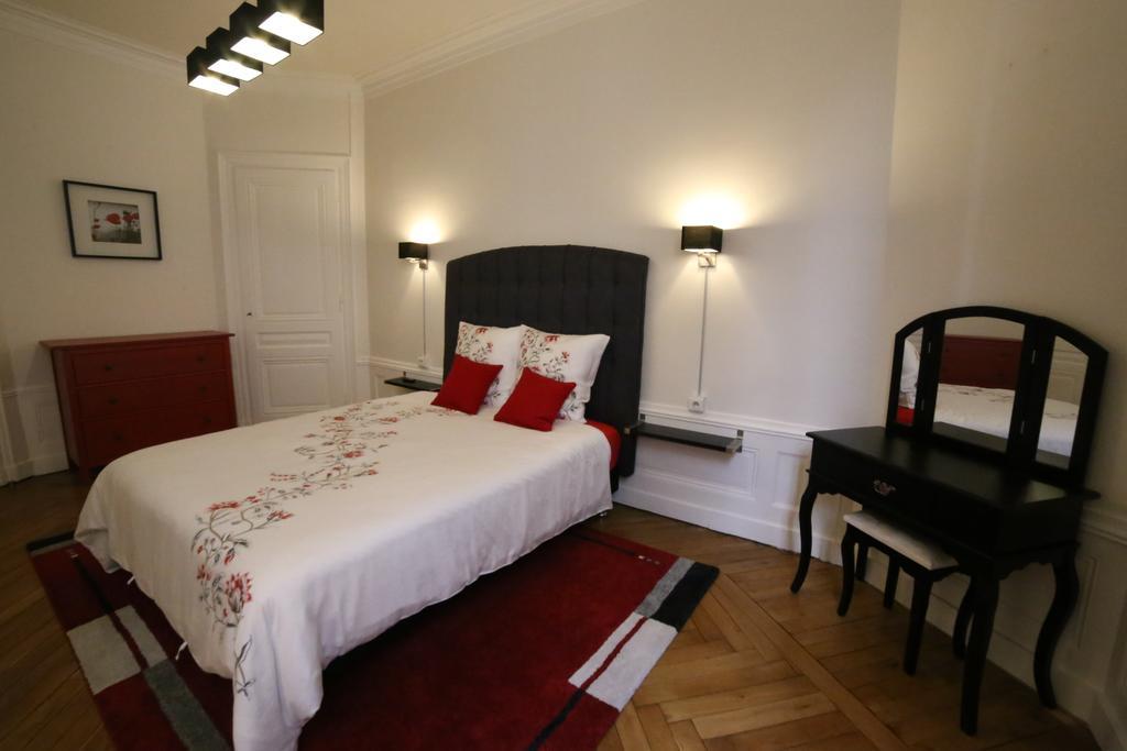 La Suite Lanterne Ліон Номер фото